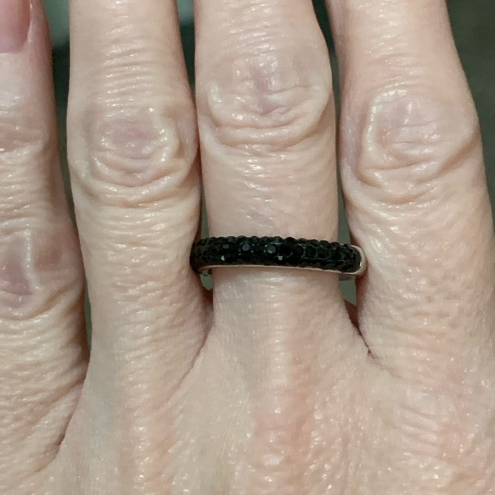 Silver tone black rhinestone ring size 7 - Picture 6 of 6